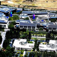 Flygvy över Googles huvudcampus, som i dag ägs av Meta, i Mountain View, Kalifornien. Foto: Wikipedia Commons. Kredit: Austin McKinley.