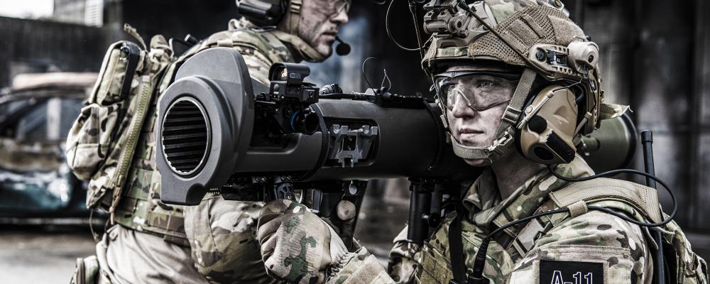 Carl-Gustaf är ett axelburet rekylfritt granatgevär. Foto: Saab