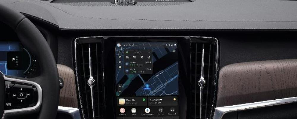 Innehållet på skärmen är den största förändringen, med de vanligaste apparna och kontrollerna, som kartor, media och telefon, tillgängliga direkt på hemskärmen. Foto: Volvo Cars