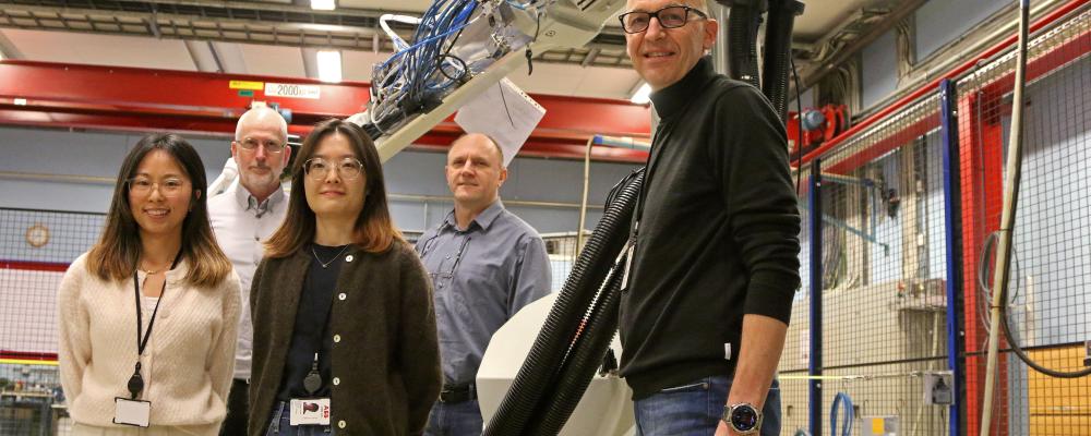 Projektet kommer att integrera automatiserade, molnbaserade simuleringar med fysisk robottestning vid ABB:s anläggning i Bryne, Norge.