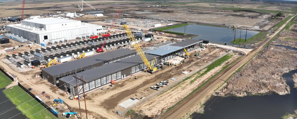 Samarbetet kring elinfrastruktur ger en innovativ lösning på AI:s ökande energibehov i nyetablerat 400 MW-datacenter i North Dakota i USA. Foto: ABB
