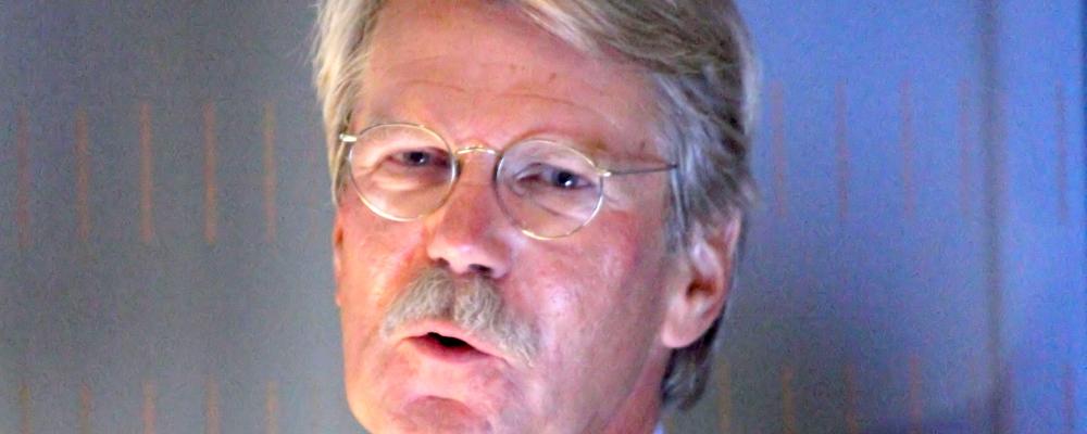 Björn Wahlroos betonar att Finland måste försvara sin massaindustri bättre. Enligt UPM-chefen är massa ett framtida basmaterial, särskilt när plast successivt fasas ut i olika tillämpningar. Foto: Wikipedia Commons Lic, kredit: Motopark