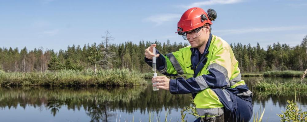 Anrikningsverket vid guldgruvan i Ilomants i Finland fungerar effektivare med ny vattenteknik. Ett försök med ny vattenteknologi i Pampalos guldgruva har varit framgångsrikt: guldhalten kan tas tillvara mer exakt och gruvvattnet blir renare. Endomines fortsätter med den nya filtreringslösningen. Foto: Endomines