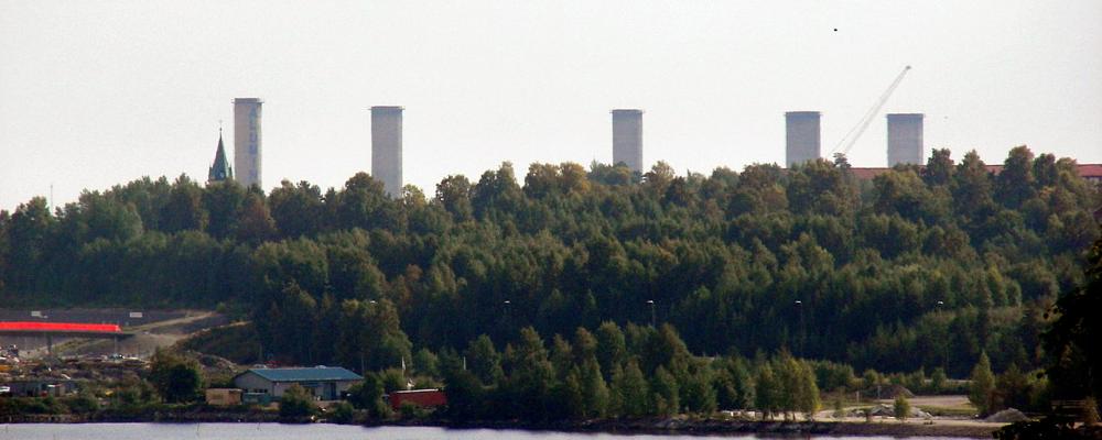 Kubal sett från Tivoliparken i Sundsvall. Foto: Henrik Sendelbach/Wikimedia Commons