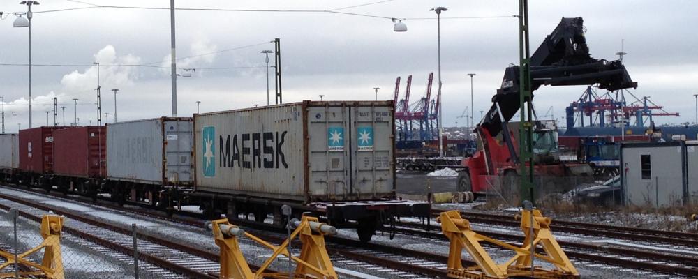 Enligt SEK är en ”allt tydligare utmaning” för svenska exportörer handelstullarna i USA, där 44 procent av företagen väntar sig fortsatt negativ påverkan under de kommande tolv månaderna.  Foto: Simon Matthis