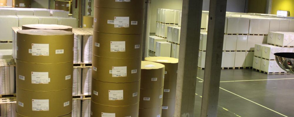 Inköpschefsindex (PMI - Purchasing Managers Index) är en konjunkturmätare för den svenska ekonomin som genomförs i samarbete mellan Swedbank och Silf för dels tillverkningsindustrin dels tjänstesektorn.