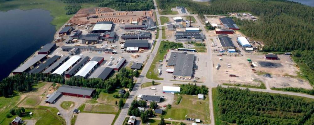 Malå Såg har varit verksamt sedan 1946 och är specialiserat på ”högkvalitativa produkter av norrländsk fura” som säljs till kunder över hela världen, främst i Norge, Sverige, Japan, Storbritannien och Nordafrika. Foto: Setra