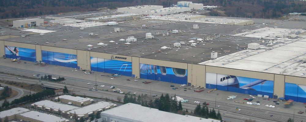 Monteringsanläggning av Boeing-plan i delstaten Washington i USA. Foto:  Maurice King/Wikimedia Commons