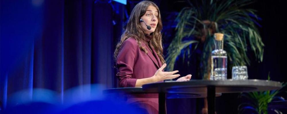 Romina Pourmokhtari, klimat- och miljöminister, på Ståldagen 2025. Foto: Pia Nordlander