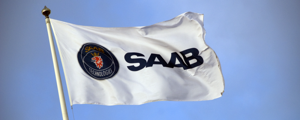 Saab är ett ledande försvars- och säkerhetsföretag med 26 000 medarbetare som utvecklar tillverkar och underhåller avancerade system inom flygteknik, vapen, ledningssystem, sensorer och undervattenssystem. Bild: Saab