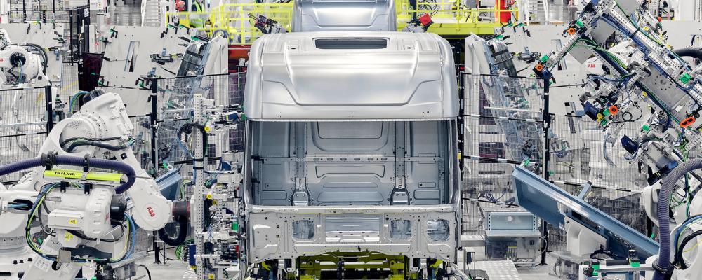 Enligt Scania är de den första västerländska lastbilstillverkaren (OEM) som fått fullständigt produktionsgodkännande för en helägd lastbilsfabrik i Kina. Foto: Scania