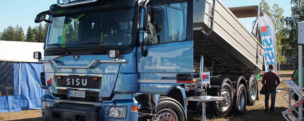 Produktionsutställning vid Sisu Autos Polar-fabrik. Foto: Wikipedia Commons Lic. Fotograf: Tommi Nummelin