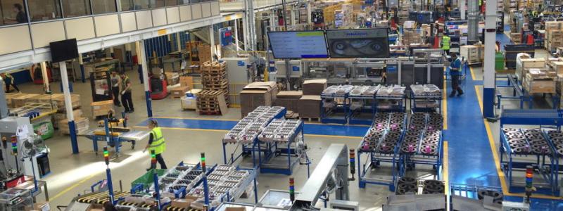 En fabrik som implementerat en AI-lösning är SKF:s fabrik i Saint-Cyr-sur-Loire i Frankrike. Där känner man nu till vilken ”impact” varje komponent har på energiförbrukningen. Foto: SKF