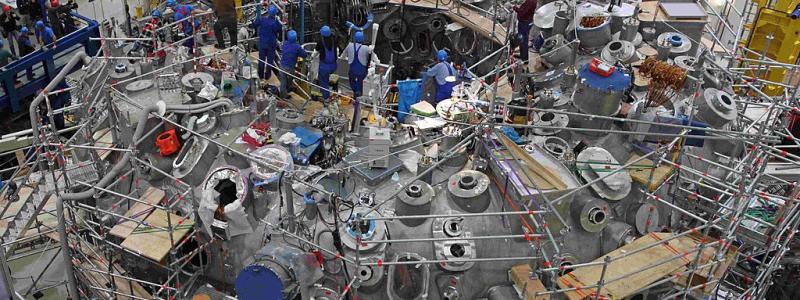 Tidigare tyska fusionsreaktor Wendelstein 7-X under uppbyggnad 2013. Foto: Max-Planck-institutet för plasmafysik, Kredit: Tino Schulz – Avdelningen för press och information, Max-Planck-institutet.