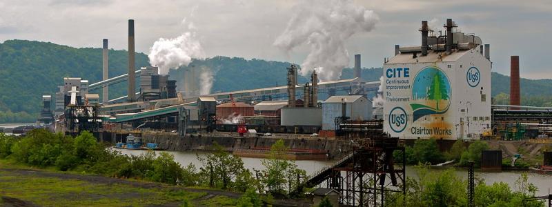 Kocksanläggning i Pennsylvania. Foto: Roy Luck - US Steel Clairton Works, Clairton PA/Wikimedia Commons
