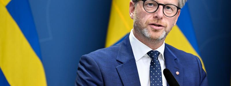 Henrik Montgomery/TT: Finansminister Mikael Damberg på onsdagens pressträff om energimarknaden.