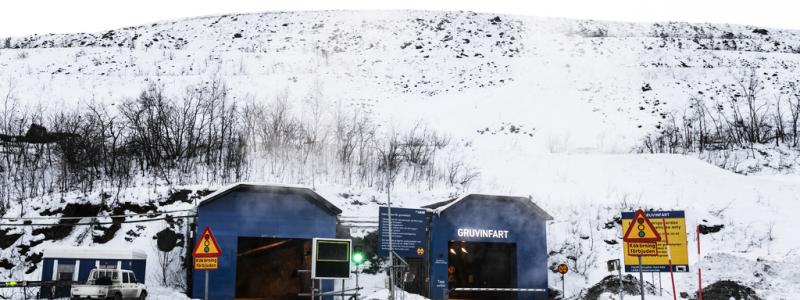 Karin Wesslén/TT: Exportföretagen ser ganska ljust på framtiden. Här infart till gruvan i Kiirunavaara-fjället. Arkivbild.