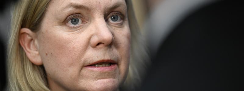 Pontus Lundahl/TT: Socialdemokraternas partiledare Magdalena Andersson ställer sig bakom Vänsterpartiets förslag om en snabbutredning. Arkivbild.