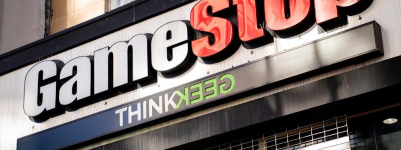 John Minchillo/AP-TT: Datorspelskedjan Gamestop föll hårt på Wall Street. Arkivbild.