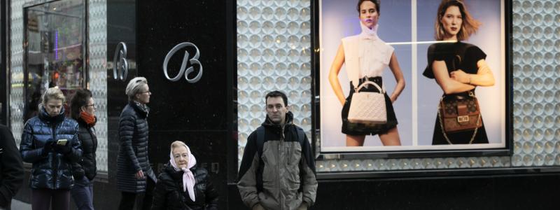 Mark Lennihan/AP/TT: Lyxbolaget LVMH, med märken som Louis Vuitton, Moët & Chandon och Christian Dior i sin portfölj går in som sponsor till OS i Paris 2024. Arkivbild.