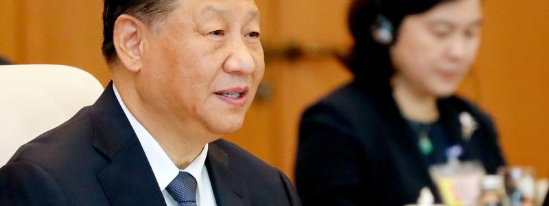 Minh Hoang/AP/TT: Kina inför nya sanktioner mot USA, meddelar utrikesdepartementet på söndagen. På bilden Kinas president Xi Jinping.