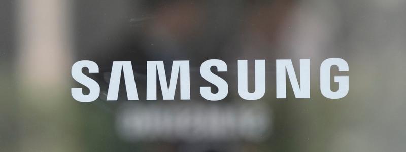 Ahn Young-Joon/AP/TT: Samsungs logotyp utanför ett av bolagets kontor i Sydkorea.
