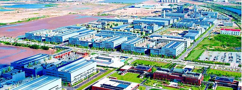 CNGR:s fabriksområde i Qinzhou i Kina ligger vid kusten, precis de planerade fabriksområdena i finländska Fredrikshamn och i Marocko. Foto: CNGR