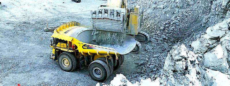 Genom innovativa tekniska lösningar säkerställs att lastbilarnas kapacitet utnyttjas maximalt. Foto: Metso Oyj