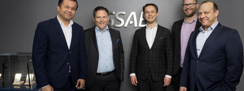 Från vänster till höger: Abhishek Sinha (Accenture), Fredrik Engdar (Accenture), Niko Korte (SSAB), Veli-Pekka Mäkinen (BDO), Tuomo Kuokkanen (Accenture). Foto: Photographer