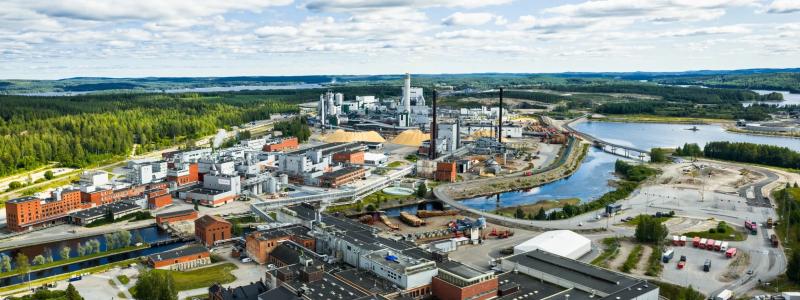 Äänekoskis bioproduktfabrik fungerar som motor för hela det industriella ekosystemet. Foto: Metsä Group