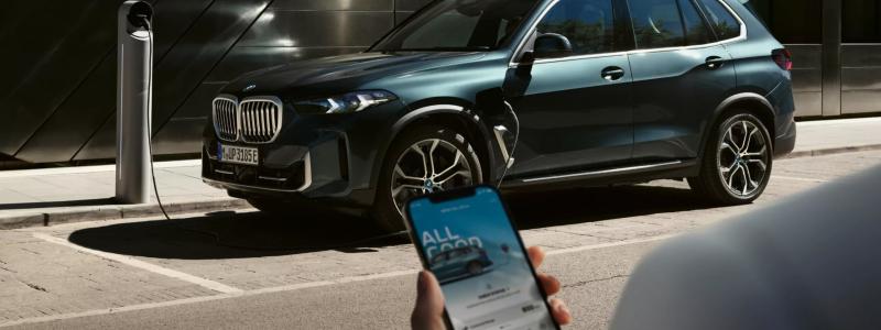 BMW:s SUV-modell X5 lanseras om ett par år med bränslecellsdrift. Bild: BMW