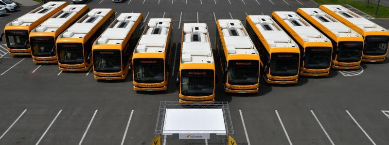 Elva 12-meters BYD e-bussar i Zalaegerszeg, Ungern

Upphandlings- och laddningsinstallationsprojektet, värt 2,1 miljarder HUF, slutförs i samarbete med Volánbusz, en av Ungerns största kollektivtrafikoperatörer och HUMDA (Ungerska Motorsport Development Agency) Green Bus Program. Dessa toppmoderna BYD elbussar kommer att ge bekväma och miljövänliga resealternativ för över 55 000 invånare från och med juni. Foto: BYD