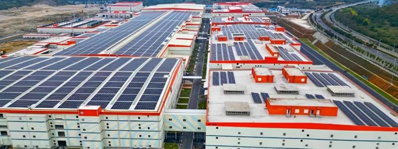 CATL:s batterifabrik i China. Samarbetet mellan Volkswagen och CATL syftar inte bara till att utveckla och producera batterier. Det omfattar även områden som återvinning, batteribytesystem och transparens i leveranskedjan för råvaror. Foto: CATL