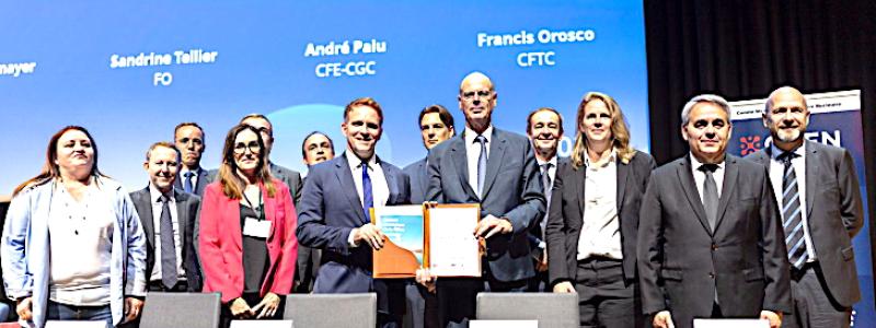 Undertecknandet av det franska kärnkraftskontraktet. Foto: EDF
