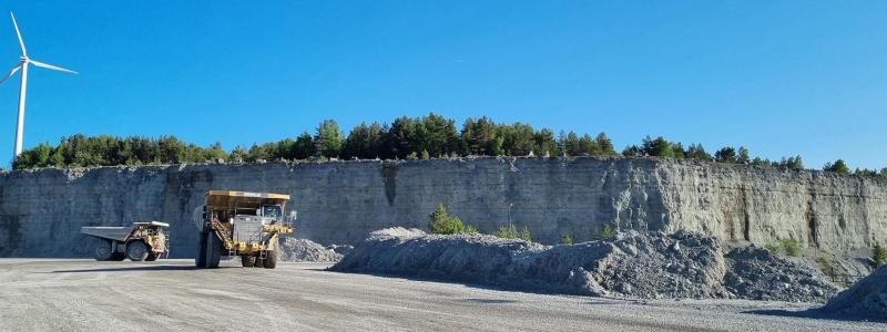 I Slite tillverkas cirka tre fjärdedelar av det svenska behovet av cement. Foto: Heidelberg Cement