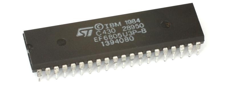 STMicroelectronics, även känt som ST, är en fransk-italiensk halvledartillverkare med huvudsäte i Genève i Schweiz. Bild: Konstantin Lanzet — CPU collection Konstantin Lanzet/Wikimedia Commons