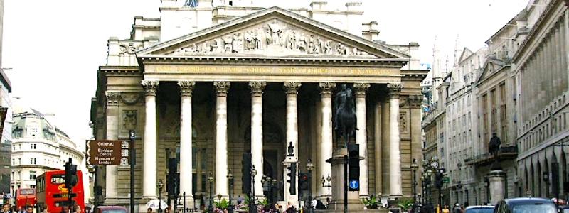 Londonbörsen. Foto: Wikipedia Common, kredit:Royal Exchange, London, UK/ ÁWá