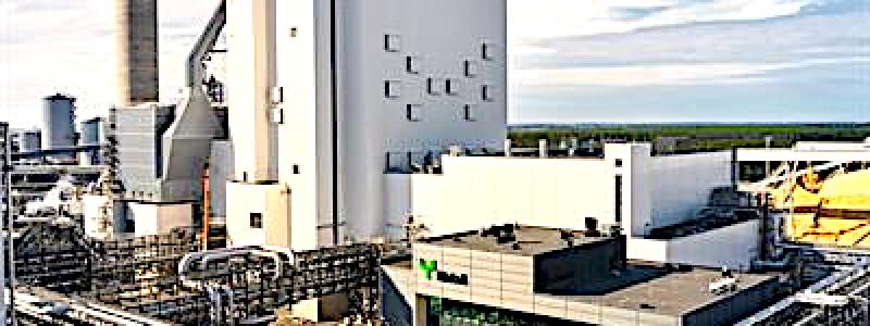 Gigant i norra Finland. Metsä koncernens Kemi‑fabrik är den största träförädlingsanläggningen på norra halvklotet. Foto: Metsä Group