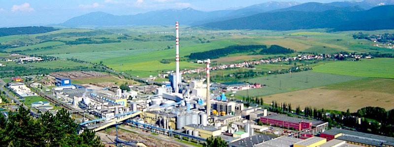 Pappersbruket Mondi Business Paper SCP i Slovakien. Foto: Wikipedia Common: Kredit: Branislav Turčina
