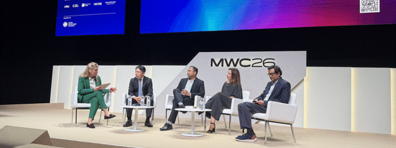 Bildtext: Panelen "Networks on Autopilot – When AI Takes the Wheel" på MWC 2026 i Barcelona samlade representanter från Nokia, Nvidia, AWS, SoftBank och Snowflake för att diskutera vad som krävs för att telekomnät ska kunna driva sig själva. Foto: Nicholas Christiansen.