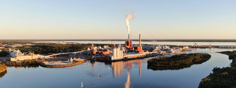 När den nya, toppmoderna produktionslinjen vid Uleåborgs bruk står klar kommer den att ha mycket låga koldioxidutsläpp och låg vattenanvändning, Foto:Stora Enso