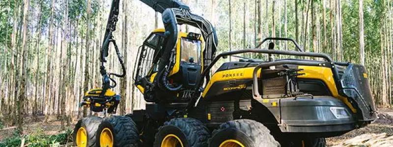 Skogsmaskin tillverkad av Ponsse i arbete. Foto: Ponsse