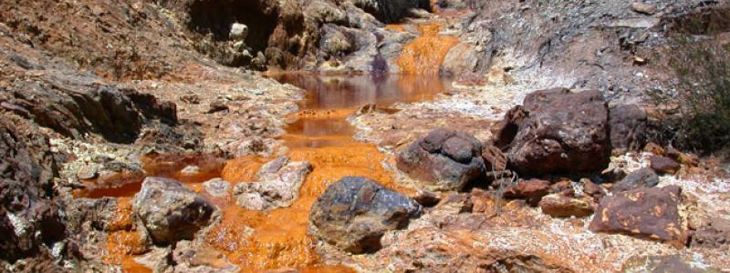 Rio Tintos namn kommer från en flod i sydvästra Spanien där företaget började sin verksamhet. Foto: Carol Stoker, NASA/Wikimedia Commons