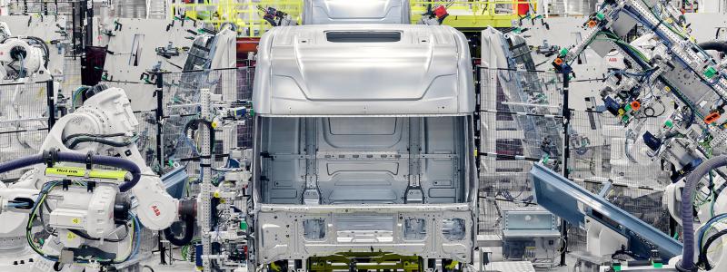 Enligt Scania är de den första västerländska lastbilstillverkaren (OEM) som fått fullständigt produktionsgodkännande för en helägd lastbilsfabrik i Kina. Foto: Scania