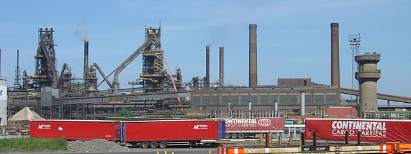 Stålverket i Scunthorphe i England. Foto: Alan Murray Rust/Wikimedia Commons