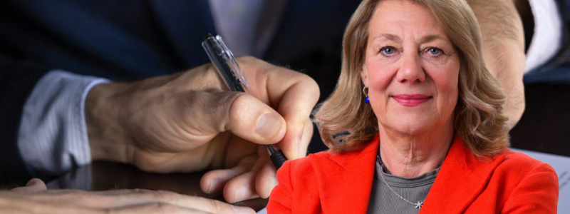 Ellen Hausel Heldahl, jurist och expert på offentlig upphandling på Svenskt Näringsliv. Foto: Mostphotos / Aleksandr Davydov / Stefan TellEllen Hausel Heldahl, jurist och expert på offentlig upphandling på Svenskt Näringsliv. Foto: Mostphotos / Aleksandr Davydov / Stefan Tell