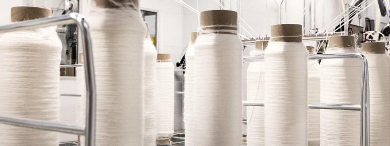 Spinnova är känd för sin innovativa träbaserade textilfiberproduktion och har flera patent på tekniken.  Foto: Spinnova