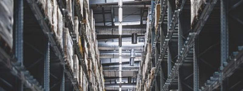 En av Europas största tillverkare av byggkranar och grävmaskiner har under flera veckor fyllt på sina lager i USA. Foto: Creative Commons Lic, kredit: tianya1223