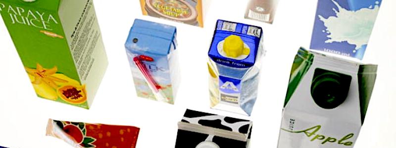 Bland de större investeringarna under 2023 inleddes ett samarbete i Sverige mellan Tetra Pak och Axjo Group för att bygga en ny återvinningslinje för polyAl, samt ett utökat avtal med Trans Sabater i Spanien för att öka den installerade återvinningskapaciteten för polyAl från 3 000 ton till 10 000 ton per år. Dessutom har Tetra Pak och Alier inlett ett samarbete som gör Alier till en av Europas största återvinnare av förbrukade dryckeskartonger. Foto: Flickr, Tetra Pak