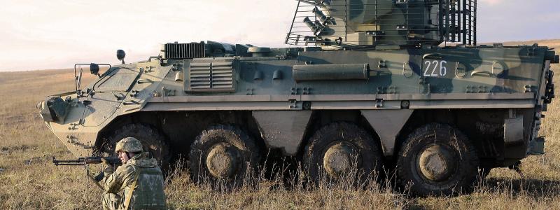 Stridsvagnen BTR-4 tilldelad Ukrainas väpnade styrkor. Foto: Wikipedia Common. Kredit: Foto av den amerikanska armén, taget av Sgt. Alexander Rector